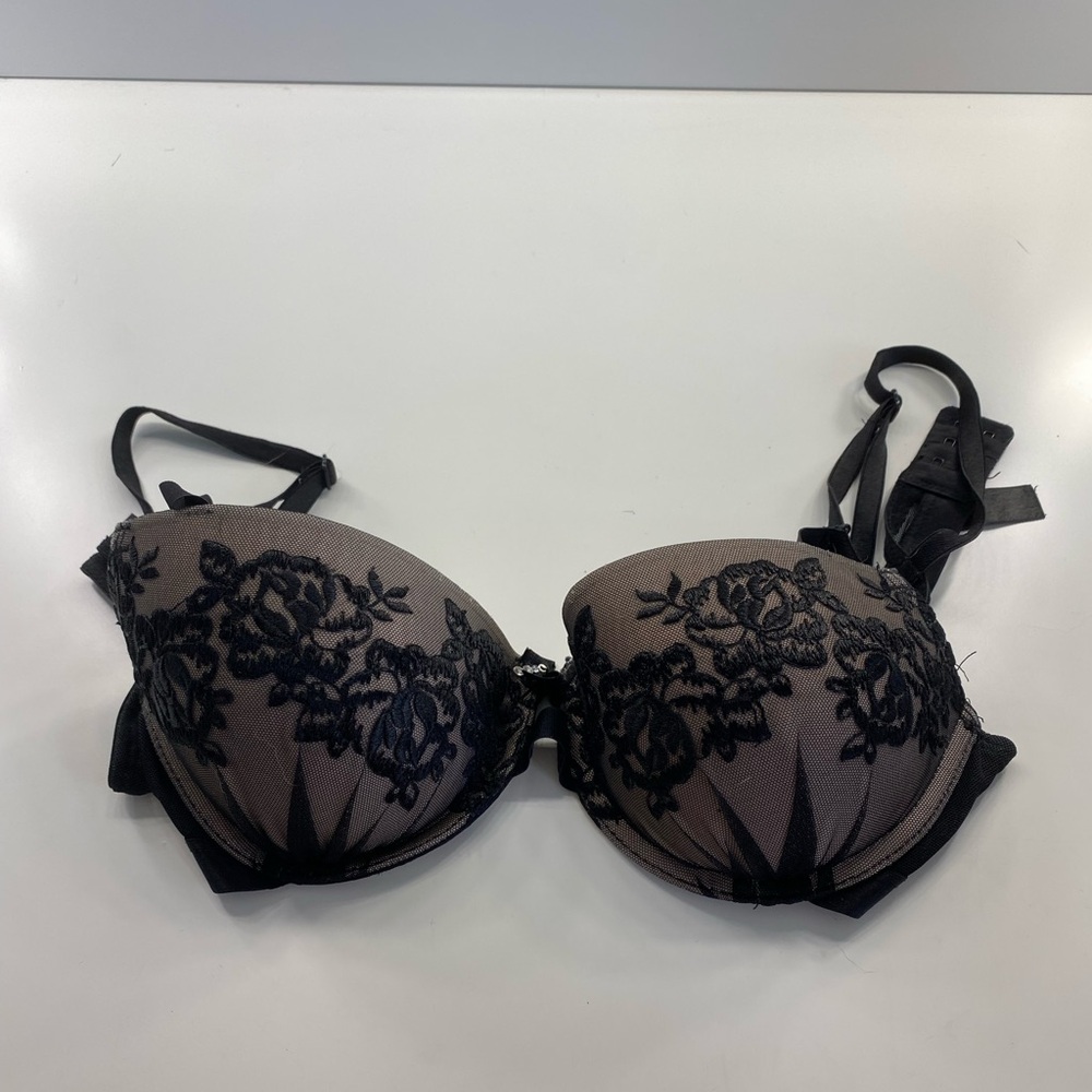 Push-Up Bra